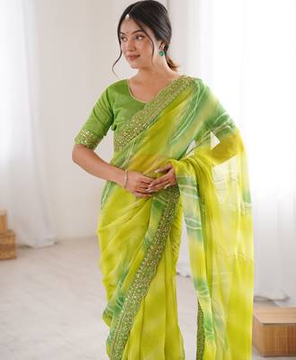Padding chiffon georgette saree with laheriya gold foil work 3