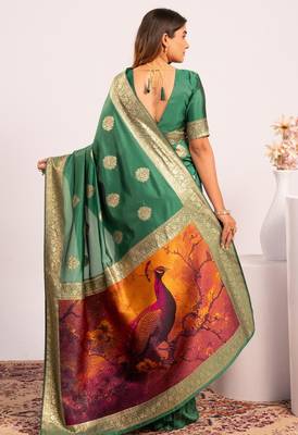 Green extraordinary banarasi silk blend saree with resham weave peacock pallu & zari border 2