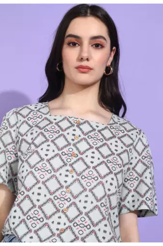 Yash gallery women's cotton geometrical print waist lengtth square neck short sleeves regular fitted top (grey)