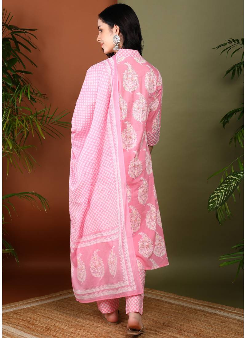 Yash gallery women's cotton buta print a-line kurta paired with elastic bottom and duptta (pink)