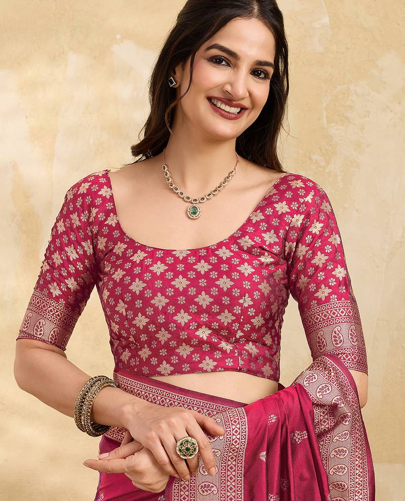 Pink jaquard silk woven zari work traditional saree with unstitch blouse