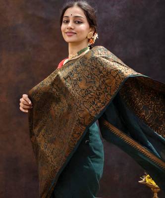 green pure silk saree with woven pattern 4