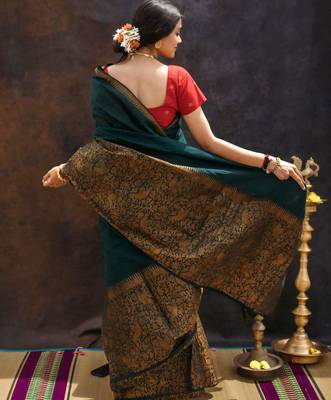 green pure silk saree with woven pattern 5
