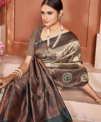 dark cream silk cotton saree with woven design 4
