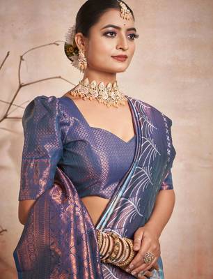 cream silk saree with woven zari work 3