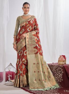 maroon art silk jacquard self design woven saree 3