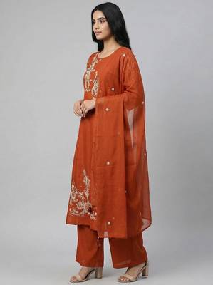 Women orange cotton printed kurta pant dupatta set with hand work and embroidered 3