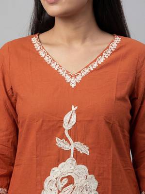 Women orange cotton printed kurta pant dupatta set with hand work and embroidered lace 3