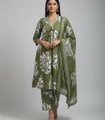 Women green cotton printed kurta pant dupatta set