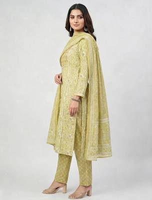 Women light green cotton printed kurta pant dupatta set with hand work and embroidered 3