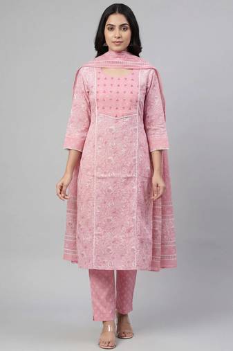 Women light pink cotton printed kurta pant dupatta set with hand work and embroidered