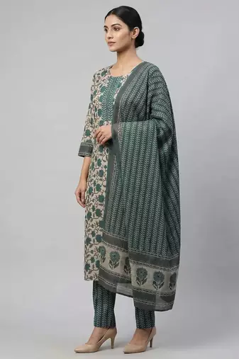 Women green cotton printed kurta pant dupatta set with hand work