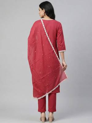 Women red cotton printed kurta pant dupatta set with hand work and embroidered lace 2