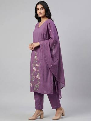 Women purple cotton printed kurta pant dupatta set with hand work and embroidered lace 4