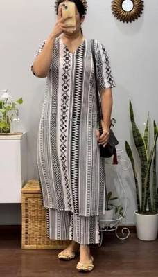 Straight rayon printed kurta with pant for women and girls 2