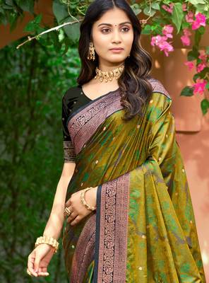 olive green soft silk woven work traditional saree 2