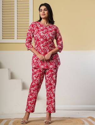 Red floral printed kurti with straight pants – cotton co-ord set 1