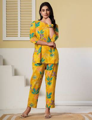 Yellow floral printed kurti with straight pants – cotton co-ord set 4