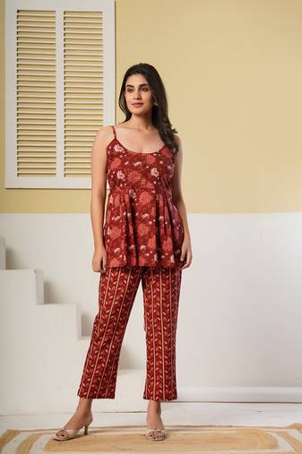 Rust red floral printed spaghetti kurti with straight pants – cotton co-ord set