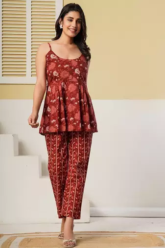 Rust red floral printed spaghetti kurti with straight pants – cotton co-ord set