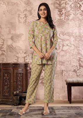 Olive green floral printed kurti with straight pants – cotton co-ord set 2