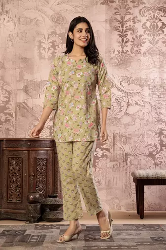 Olive green floral printed kurti with straight pants – cotton co-ord set