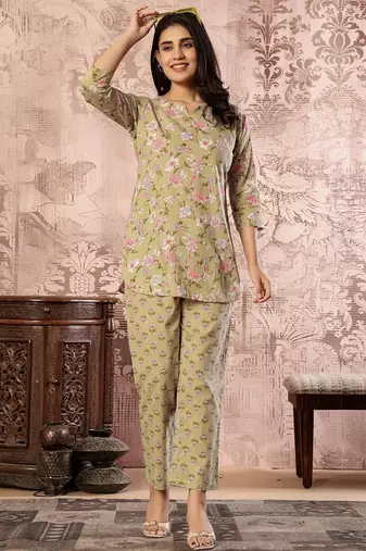 Olive green floral printed kurti with straight pants – cotton co-ord set