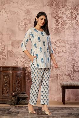 Blue floral printed kurti with straight pants – cotton co-ord set 2