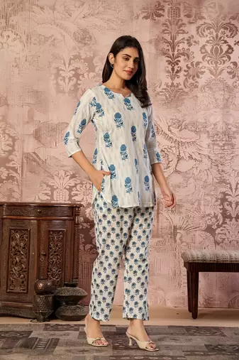 Blue floral printed kurti with straight pants – cotton co-ord set