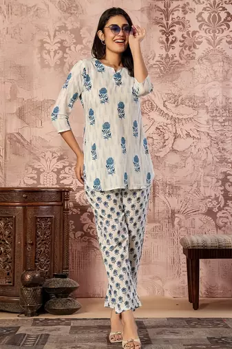 Blue floral printed kurti with straight pants – cotton co-ord set