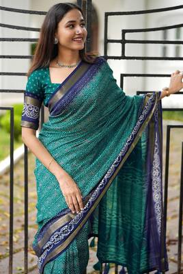 teal cotton saree with geometric print 2