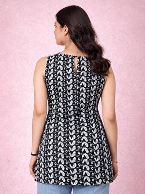 women's black chikankari cotton kurta 4