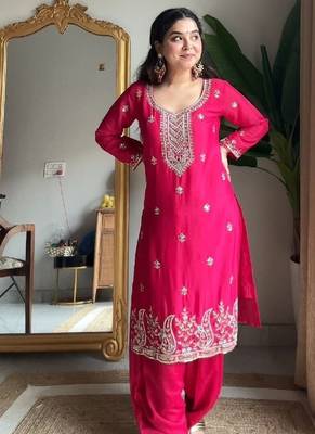 classic red traditional suit set 5