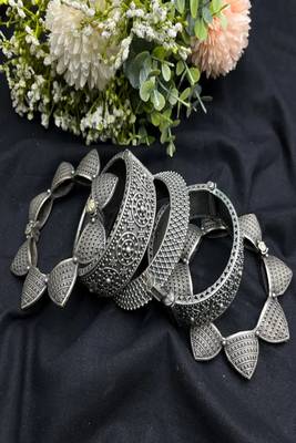 Oxidized silver tribal kada set for women, wide statement openable screw bangles 2
