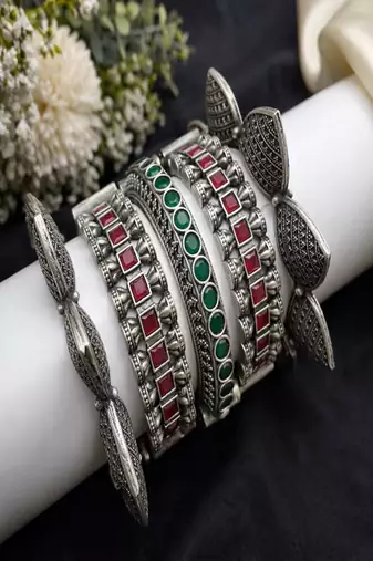Designer red green kundan stone antique kada bangle set : oxidised ethnic indian wrist jewelry combo set of 5 pc