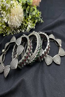 Designer red green kundan stone antique kada bangle set : oxidised ethnic indian wrist jewelry combo set of 5 pc 2