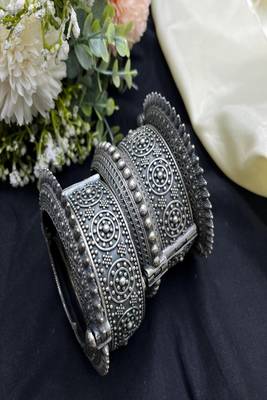 Indian tribal kada stack of 5 pc oxidized silver openable statement bangle bracelet 4