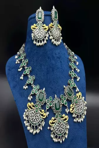 Green kundan stone necklace set: dual tone oxidized silver temple jewelry