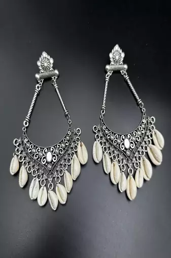Oxidized cowrie shell dangle earrings: tribal indian jewelry