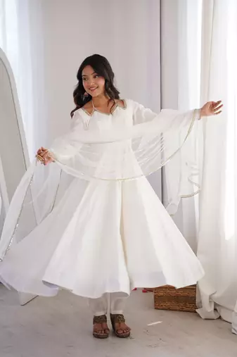 Off White chanderi silk anarkali set with stylish neckline and dupatta set
