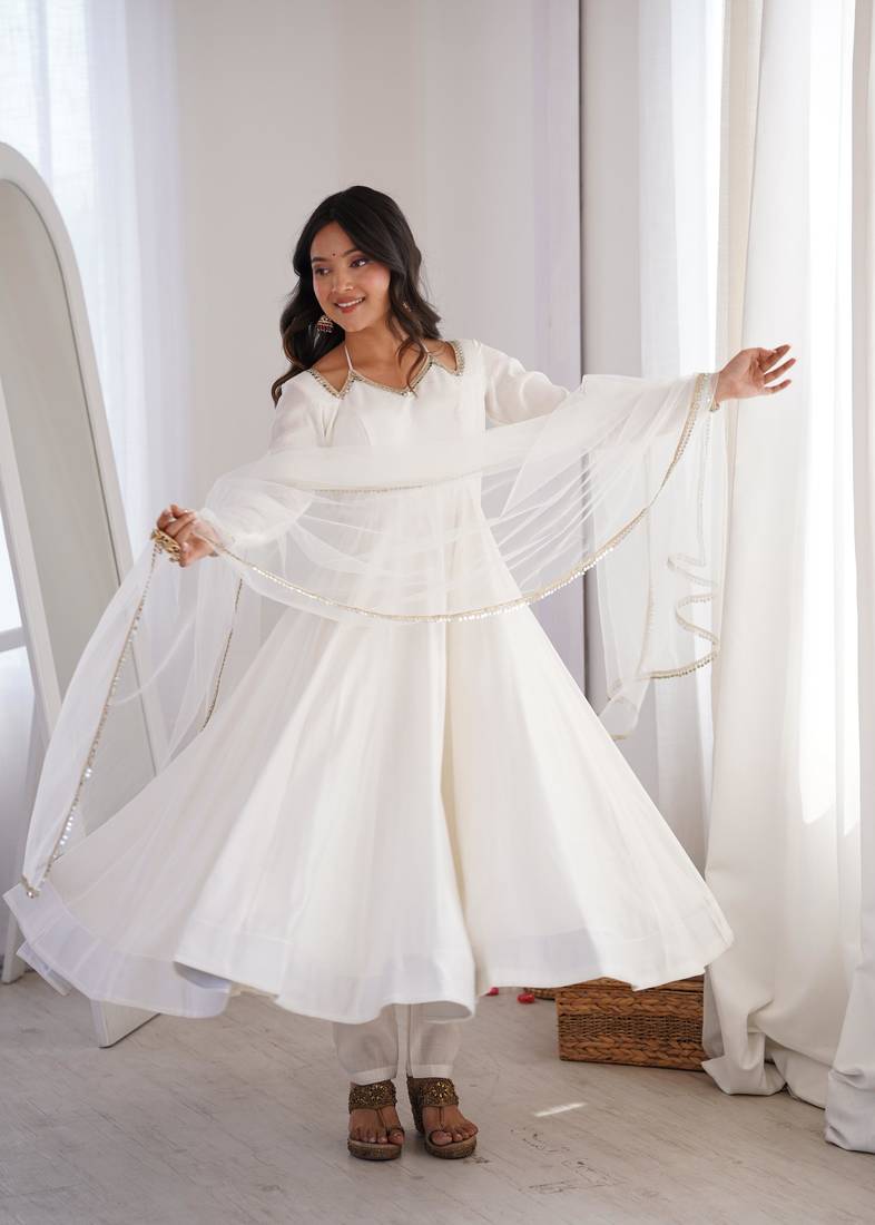Off White chanderi silk anarkali set with stylish neckline and dupatta set