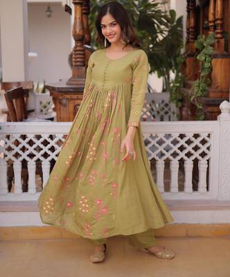 Pista mal chanderi beads embroidered work kurta sets 4