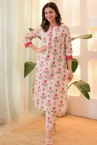 Pink women stylish rayon kurta pant set | designer neckline | comfortable ethnic wear