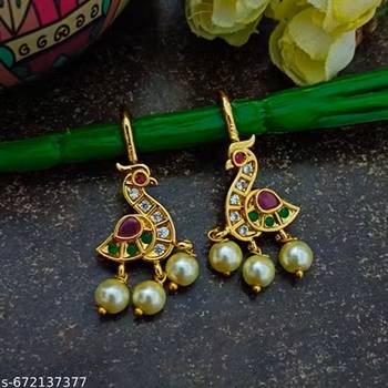 Indian bollywood gold plated bugadi earrings for women and girls jewelry set 1