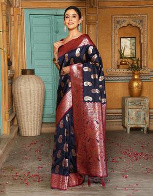 banarasi style paisley butti saree for women  1