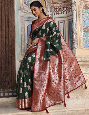 banarasi style paisley butti saree for women  2