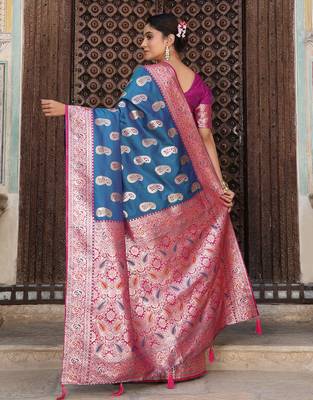 sky blue banarasi silk blend saree with woven paisley butti 4