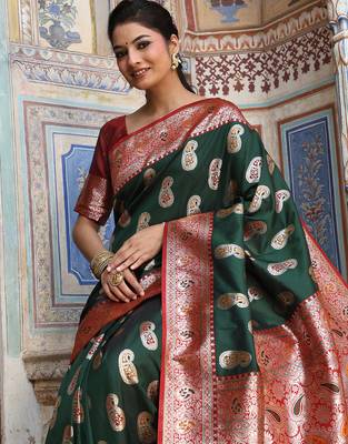 banarasi style paisley butti saree for women  3