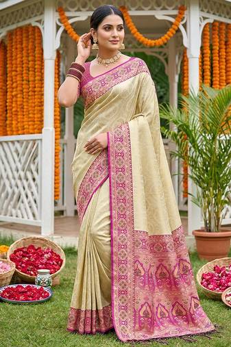 Sutriti elegant cream & magenta art silk kanjivaram style saree with rich zari border & paisley pallu