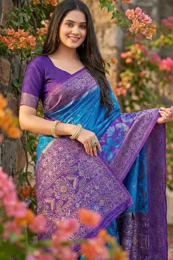 blue pochampalli silk blend saree for women 